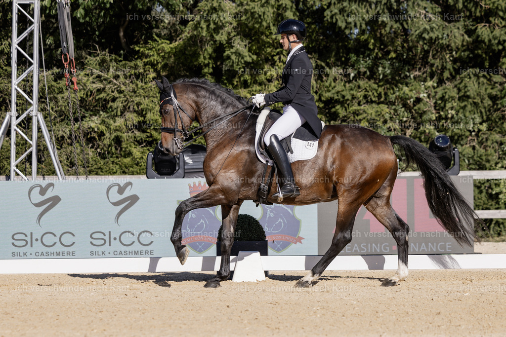 FHC2026_P09_242_18580 | Fichtenhof Classics 2026 – Grand Prix de Dressage - VOLTAIRE Design Preis, Reitanlage Fichtenhof, Sch ftlarn