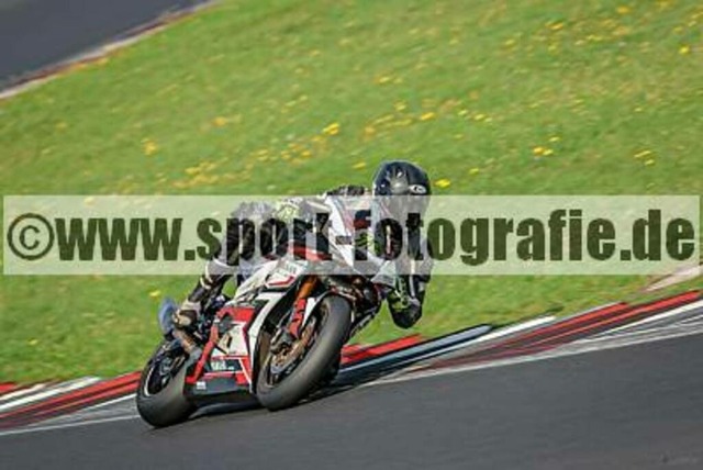 spof3402 | Professionelle Fotos von Sportveranstaltungen, aber auch Hochzeiten und anderen Events. - Realisiert mit Pictrs.com