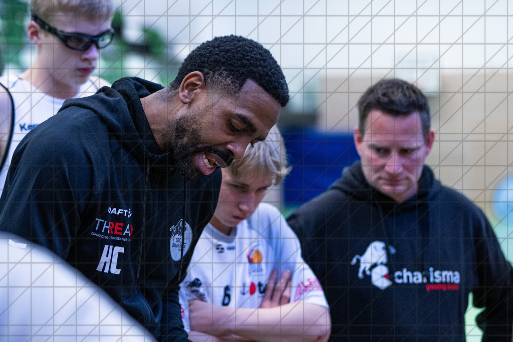 JBBL 24/25 | 19.01.2025 | Charisma Young Bulls vs. Rostock Seawolves | JBBL 24/25 | 19.01.2025 | Charisma Young Bulls vs. Rostock Seawolves - - - - - CREDIT, www.bullenfotos.de, Martin König, Hörner Weg 40, D-49078 Osnabrück, +4917663732967, Nutzung und Weitergabe nur zu den vereinbarten Zwecken. Presseanfragen an Urheber. Alle Rechte beim Urheber. - - - - - - Realisiert mit Pictrs.com