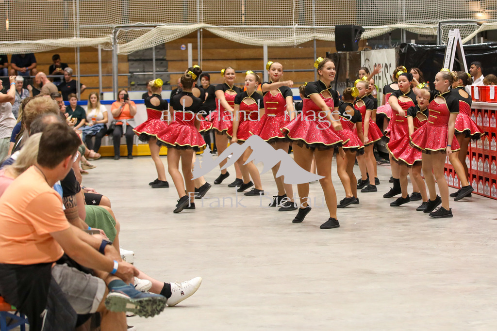 OE7A3848 | Tanzeinlage der Tanzschule Moving Art