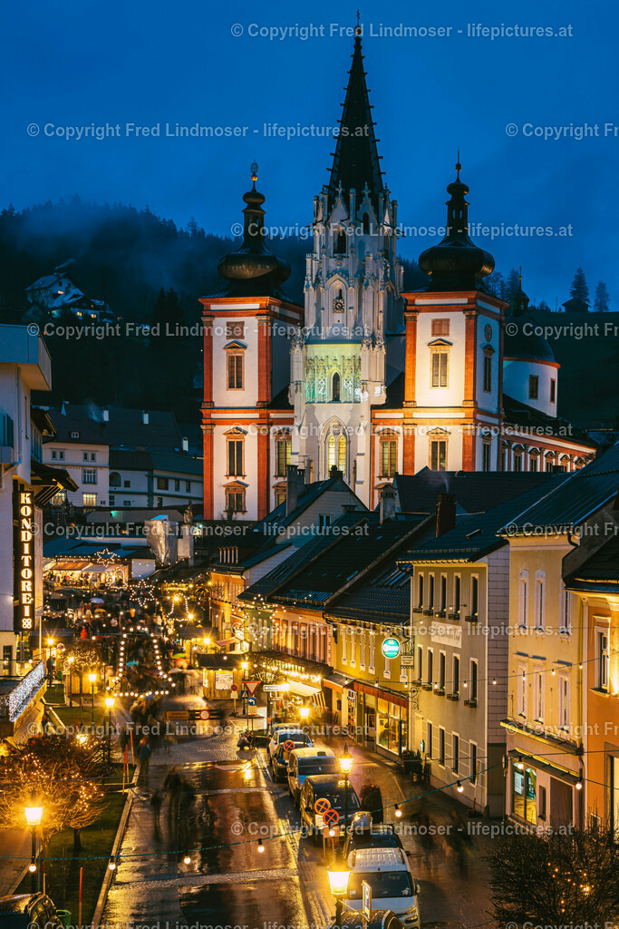 Mariazell Advent Basilika Blaue Stunde 22122019- | Fotos und Fotoprodukte - Realisiert mit Pictrs.com