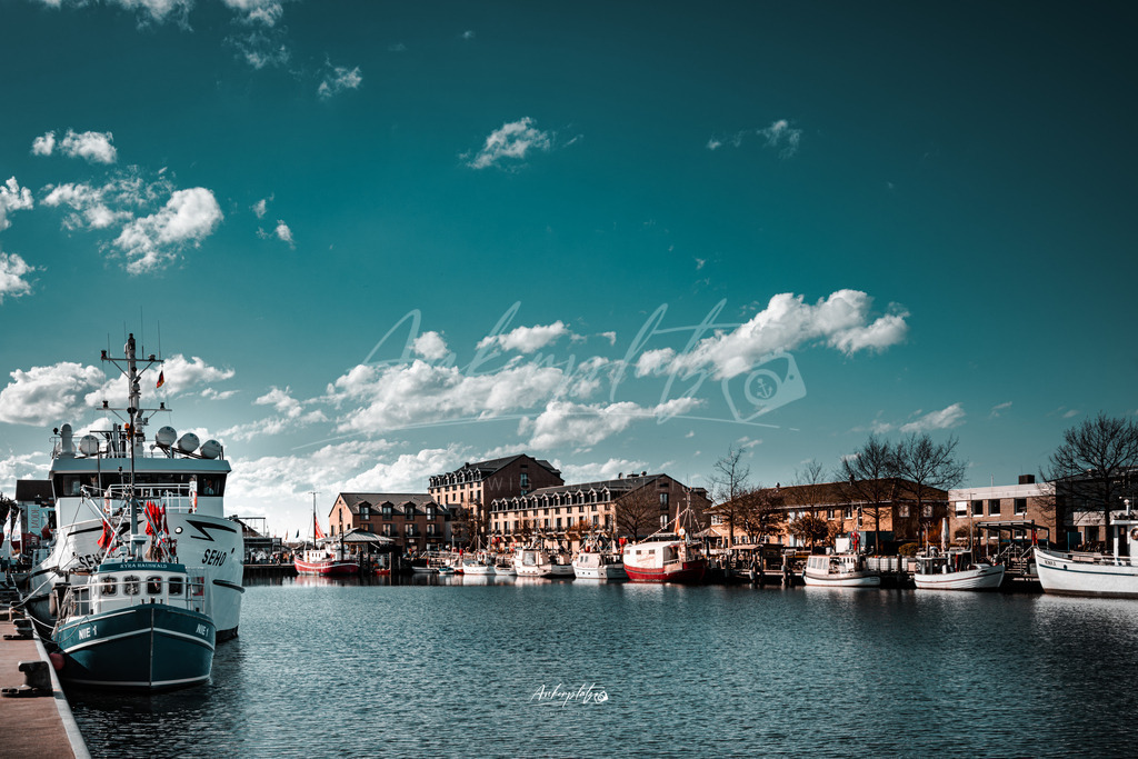 Hafenliebe Heiligenhafen | ankerplatz-schleswig-holstein - Realisiert mit Pictrs.com