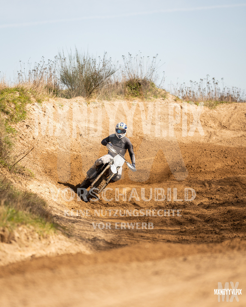 866A2357 | mxndyyvipix