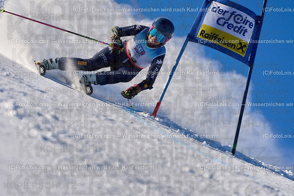 ALP3749_MASTERS-Cup_GS-C Damen_Digruber Bettina | (C)FotoLois.com, Alois Spandl. FIS Masters-Cup Wildschönau, Giant Slalom auf der Piste Schatzberg GS, Siegerehrung auf dem Dorfplatz Niederau, Sa 13. Januar 2024.