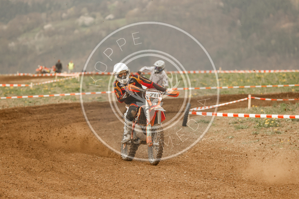 2TaktLauf2-340 | koppe-media - Realisiert mit Pictrs.com