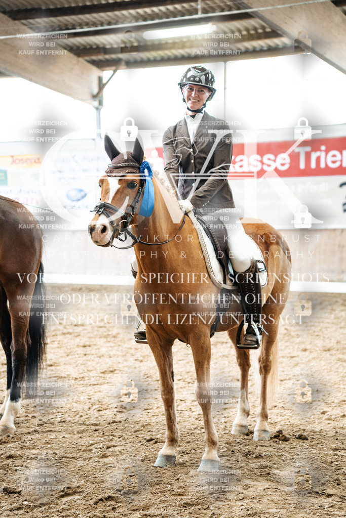 CK703140 | Turnierfotografie Pferdefotografie Trier Rheinland-Pfalz Pferdesport Reitsport Tierfotografie Sportfotografie Pferdevideo Pferdevideografie Equestrianvideography equestrianphotography  - Realisiert mit Pictrs.com