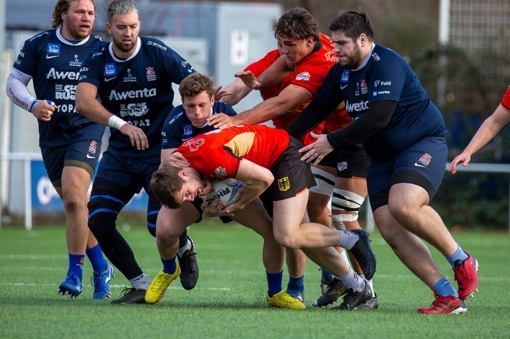 Rugby: Deutschland gegen MKS Pogon Awenta Siedlce, Polen in Heidelberg (Testspiel der deutschen Rugby Nationalmannschaft zur Vorbereitung auf die anstehenden WM-Qualifikationsspiele | Rugby: Deutschland gegen MKS Pogon Awenta Siedlce, Polen in Heidelberg (Testspiel der deutschen Rugby Nationalmannschaft zur Vorbereitung auf die anstehenden WM-Qualifikationsspiele - Realisiert mit Pictrs.com