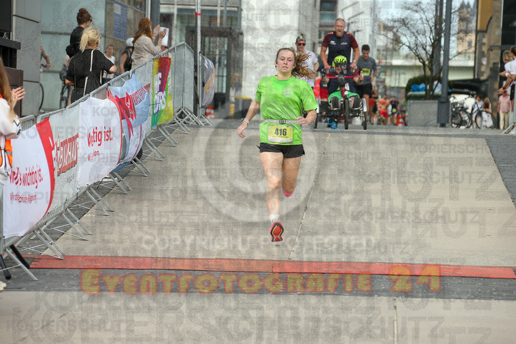 250920_1323_EX1_4233 | Sportfotografie im Rhein-Sieg Kreis, Köln, Bonn, NRW, Rheinland Pfalz, Hessen, etc. Unser Tätigkeitsfeld umfasst den Laufsport vom Volkslauf über den Marathon, Duathlon, Triathon bis zum Ultralauf wie Kölnpfad Ultra oder Schindertrail.