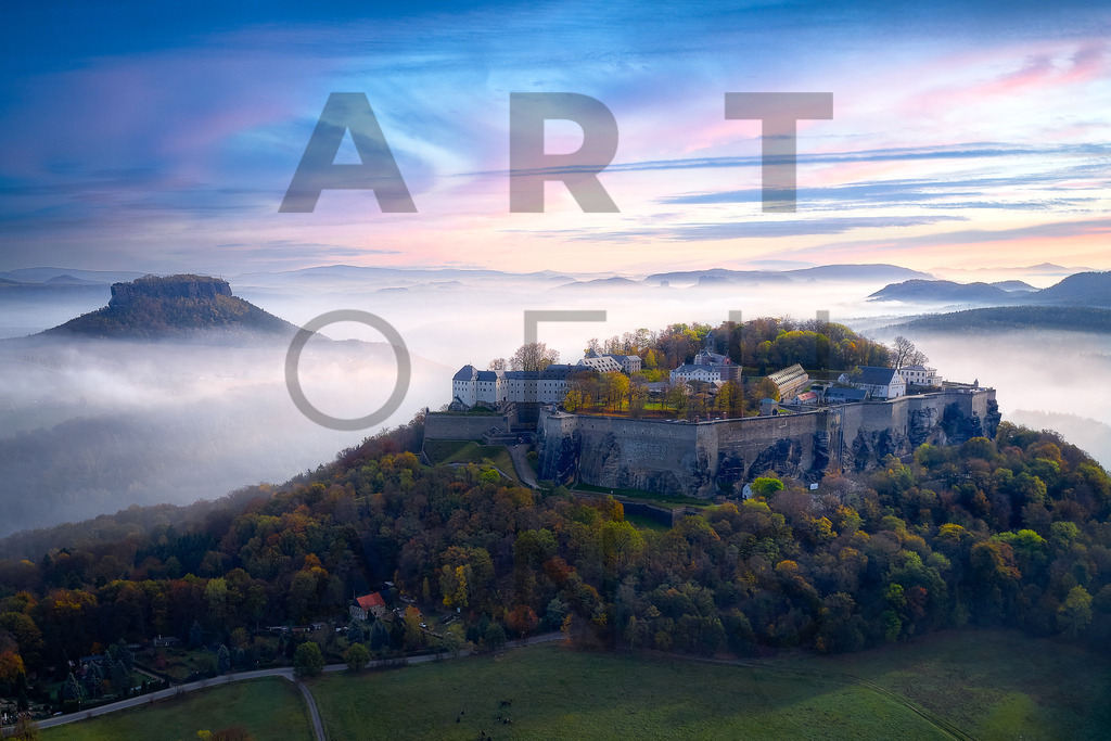 Ein Hans Fineart Original | Entdecke die Kunst von Hans Fineart - Fotografien für dein Zuhause. Verwandle deine Wände mit einzigartigen Kunstwerken und bringe die Schönheit der Welt in dein Leben. Bestelle jetzt und schaffe einen Ort der Inspiration und Eleganz.