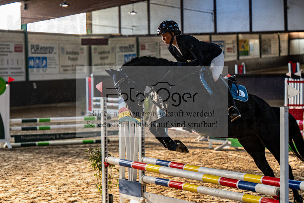 20240309-DOS_5286 | Entdecke hochwertige Reitturnierfotos von Foto Oger. Professionell, emotional und authentisch – jetzt Lieblingsmomente im Shop bestellen.Deutschlandweite Turnierfotografie. - Realisiert mit Pictrs.com