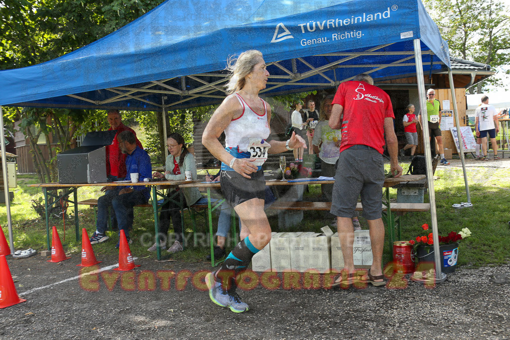 230826_1215_EX1_0279 | Sportfotografie im Rhein-Sieg Kreis, Köln, Bonn, NRW, Rheinland Pfalz, Hessen, etc. Unser Tätigkeitsfeld umfasst den Laufsport vom Volkslauf über den Marathon, Duathlon, Triathon bis zum Ultralauf wie Kölnpfad Ultra oder Schindertrail.