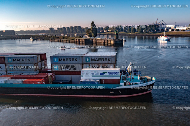 DJI_0209 | 30.09.2022 Drohnenaufnahmen Dt. Schifffahrtstag 2022 Bremen Wendebecken / Weser