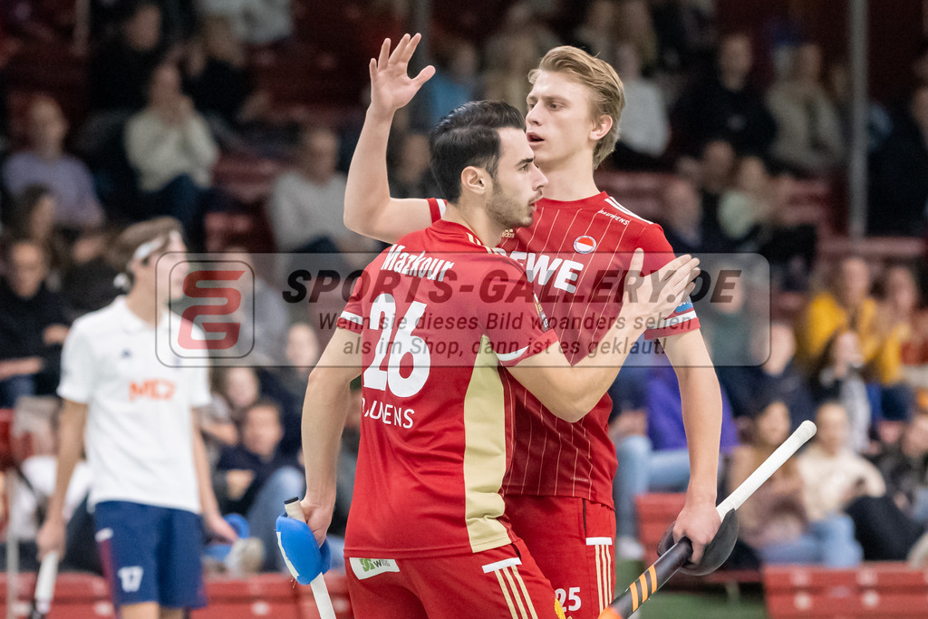 SFE_20230108_0018 | 1. Bundesliga Hockey Herren Rot-Weiss Köln - Düsseldorfer HC am 08.01.2023 in Köln (KTHC Stadion Rot-Weiss Köln Tennis and Hockey Club), Photo: Stephan Fehrmann 2022 (Sports-Gallery),Elian Mazkour ( Rot-Weiss Köln #26 ) ,Tom Grambusch ( Rot-Weiss Köln #15 )