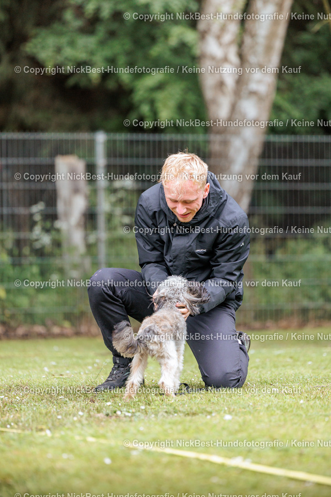 RO-Blumenthal-2026-Nickbest-Hundefotografie-4749 | Dein Hund! Dein Moment! Deine Erinnerungen! Hundefotografie in Bremen Blumenthal. Ich fange die besonderen Momente deines Vierbeiners ein – ob Indoor mit Blitzanlage oder in der freien Natur. Sicher dir dein Moment und dein Termin für eure Erinnerungen.