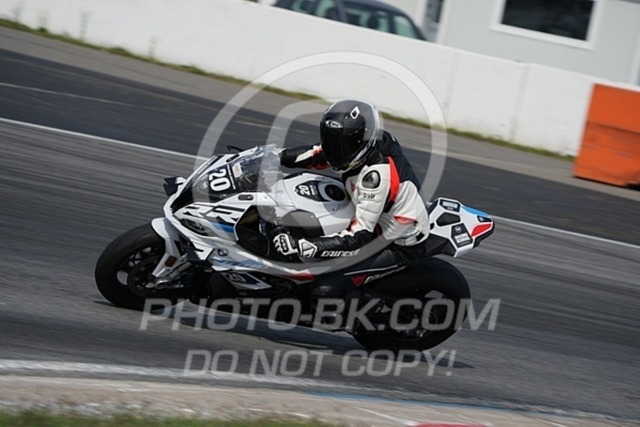 2024_08_30_PBK_11653 | Sportfotografie; SlowMotion; Video; Rennstrecke; Hafeneger; Speer; Racing; RSE; BMW; CBO; Trackday; Motorsportarena; Hockenheimring; Brno; Most; Barcelona; Valencia