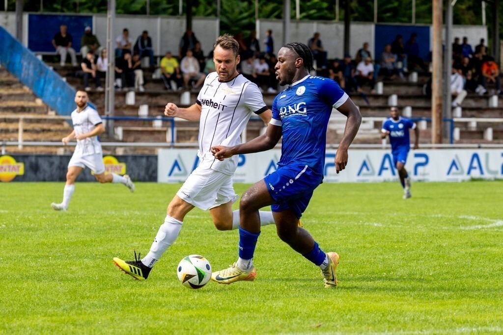 Landespokal Südwest, 2. Runde: SV Südwest Ludwigshafen gegen ASV Fußgönheim (4:0)***Am Ball: Rodney-Francis Peprah (41, Ludwigshafen) | Landespokal Südwest, 2. Runde: SV Südwest Ludwigshafen gegen ASV Fußgönheim (4:0)***Am Ball: Rodney-Francis Peprah (41, Ludwigshafen) - Realisiert mit Pictrs.com