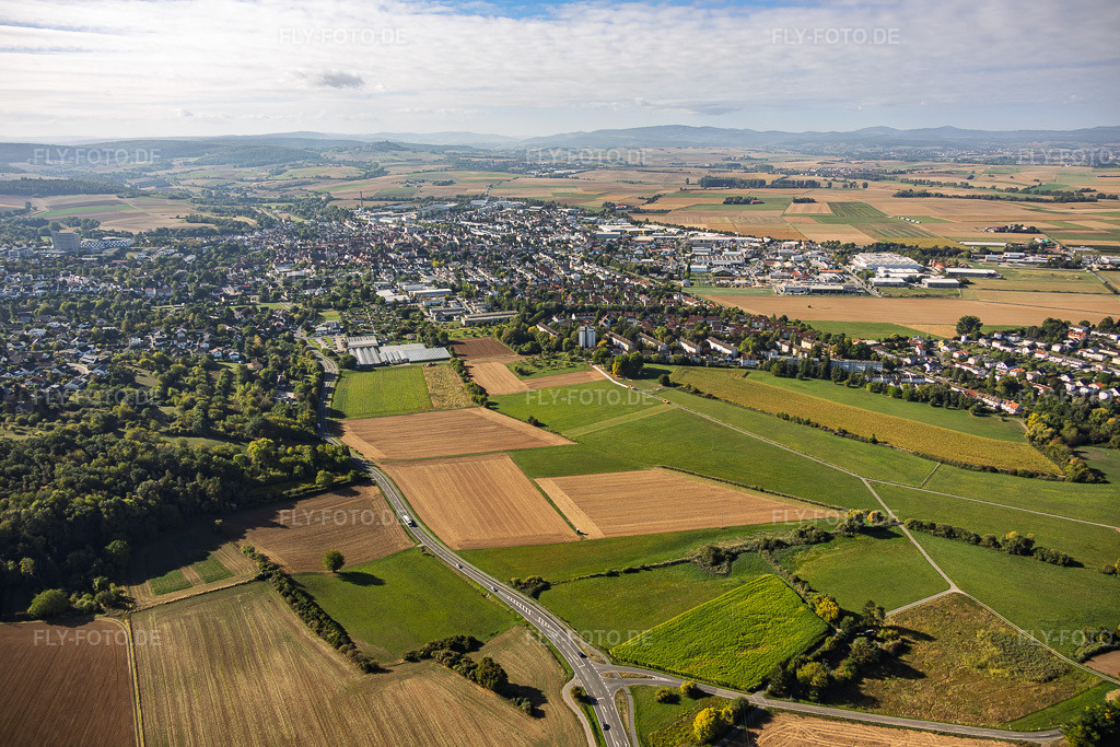 Luftbild: Ortsansicht aus Norden in Groß-Umstadt im Bundesland Hessen in Deutschland. – Foto: IMG_159117.jpg vom 22.09.2026 durch Werner Riehm/FLY-FOTO.de – Auflösung des Originals: 6000 x 4000 px