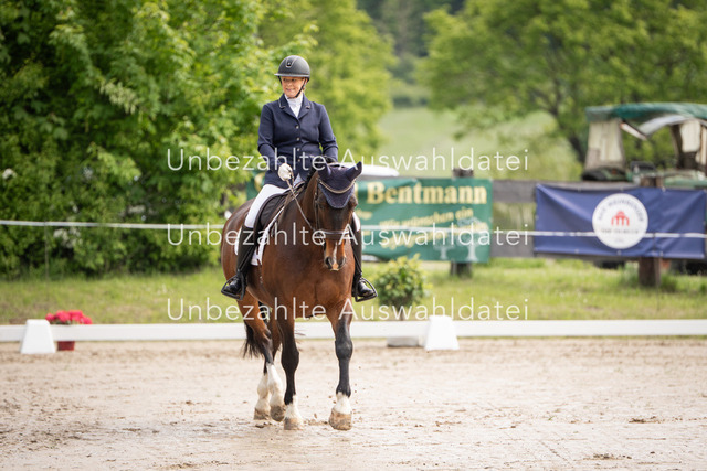 Bad_Meinberg_07839 | saradresslerfotografie - Realisiert mit Pictrs.com