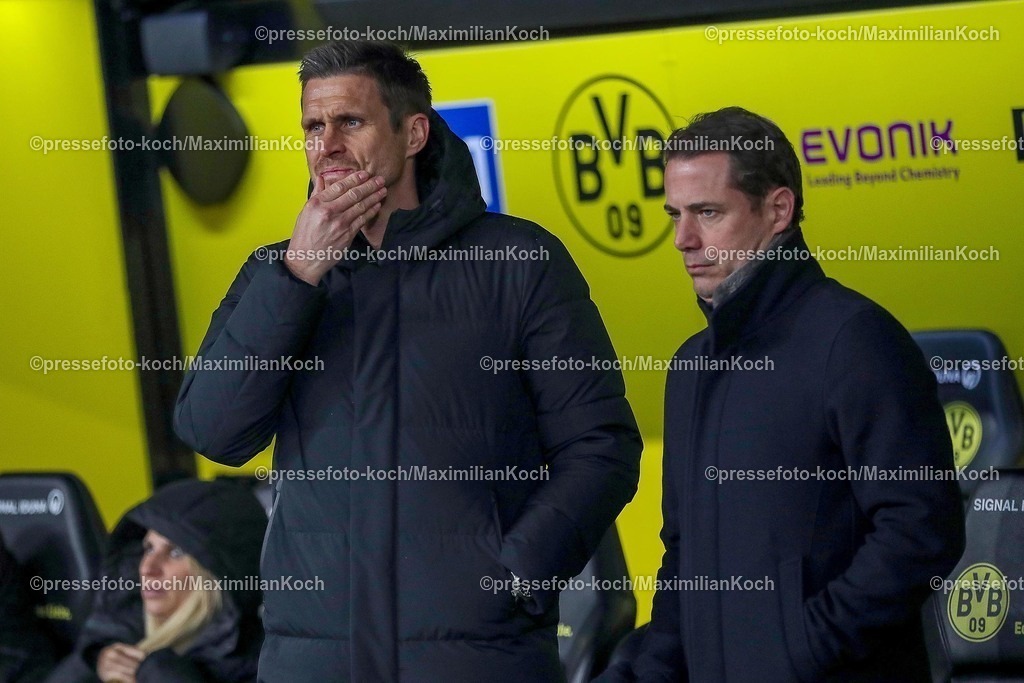 BVB10012502200 | 10.01.2025, Fußball, Borussia Dortmund - Bayer 04 Leverkusen, 1. Fußball Bundesliga, 16. Spieltag, Signal Iduna Park, Saison 2024 2025: Sebastian Kehl (Sportdirektor BVB) neben Lars Ricken (Geschäftsführer Sport BVB)DFB regulations prohibit any use of photographs as image sequences and or quasi-video.