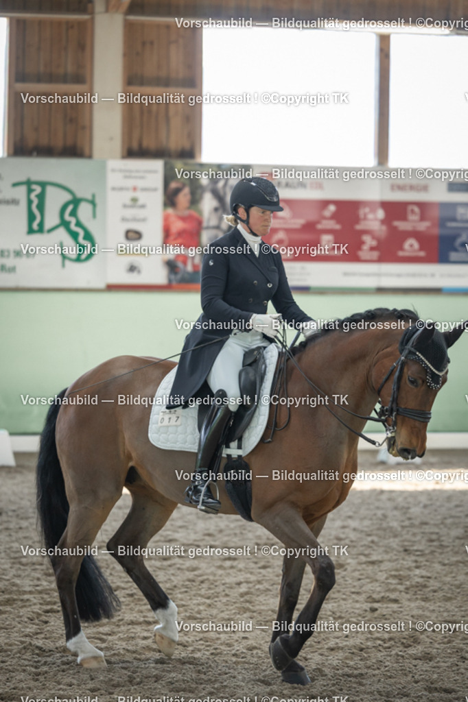 _D5A9690 | Emotionale Pferde- & People-Fotografie rund um Heidelberg, Leimen & Umgebung. Natürliche Fotos von Pferd, Mensch & Familie. Jetzt Termin sichern!