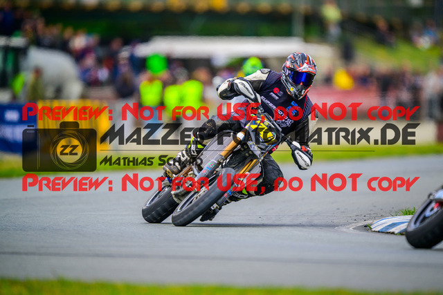 MaZZes_Fotomatrix_20250504_6007705_0967 | UE40