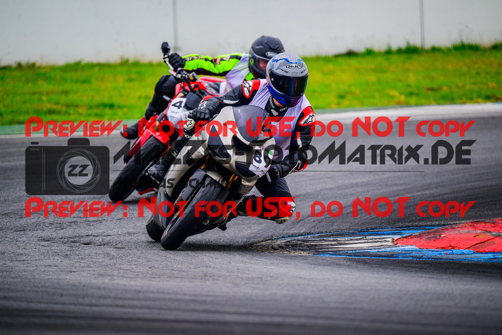 MaZZes_FotoMatrix_240614_6007705_5821 | INST