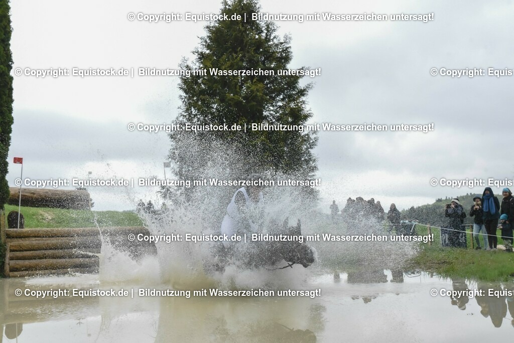 20230513_CCI2_Section2_Gelände_0171 | equistock