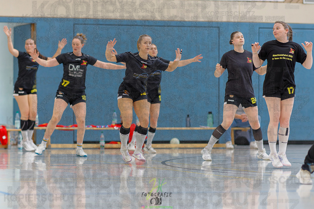 HSG Wettenberg - HSG Lumdatal | Wiederholungs-/Entscheidungsspiel um die Meisterschaft in der Frauen Oberliga Mitte und Aufstieg in die RegionalligaHSG Wettenberg - HSG Lumdatal am 11.05.2025 in Launsbach (Wettenberg) (Halle GS Launsbach (Wettenberg))Photo © 2025 - Jörg Heinrich - Realisiert mit Pictrs.com