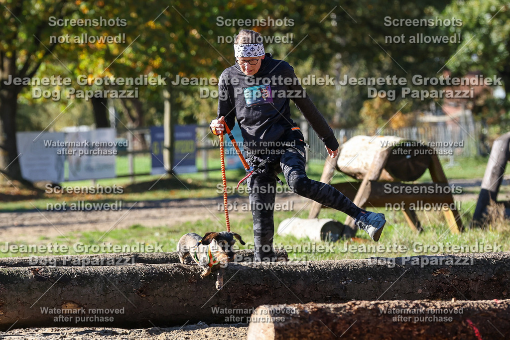 Dog Paparazzi - Strongdog 10-25-2548 | Dog Paparazzi Jeanette Grottendiek Fotografie & Videografie - Realisiert mit Pictrs.com