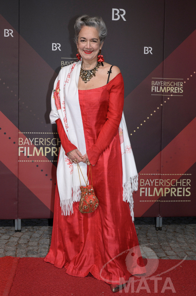 _DWI4773 | Irina Wanka bei der Verleihung des 47. Bayerischen Filmpreises 2026  im Prinzregententheater. München, Deutschland. Der Bayerische Filmpreis wird seit 1979 von der Bayerischen Staatsregierung verliehen, um die Bedeutung des Kinofilms als Kulturgut herauszustellen - Realisiert mit Pictrs.com