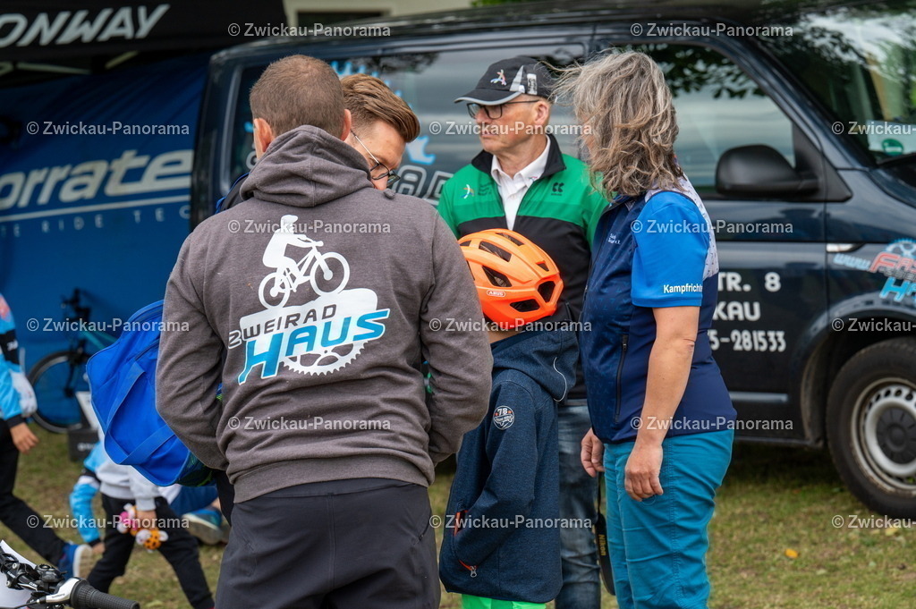 2024_0615_KoberbachTriathlon_DSC_7725 | Urban. Natur. Panorama. Luftbild. 
Der Bildershop für aufregende Perspektiven!
Für Deko, Wandbild und Kalender!
Wir bringen LED-Bilder zum Leuchten!
