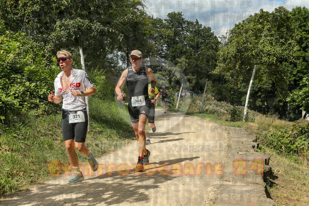 250824_1339_EX1_3150 | Sportfotografie im Rhein-Sieg Kreis, Köln, Bonn, NRW, Rheinland Pfalz, Hessen, etc. Unser Tätigkeitsfeld umfasst den Laufsport vom Volkslauf über den Marathon, Duathlon, Triathon bis zum Ultralauf wie Kölnpfad Ultra oder Schindertrail.
