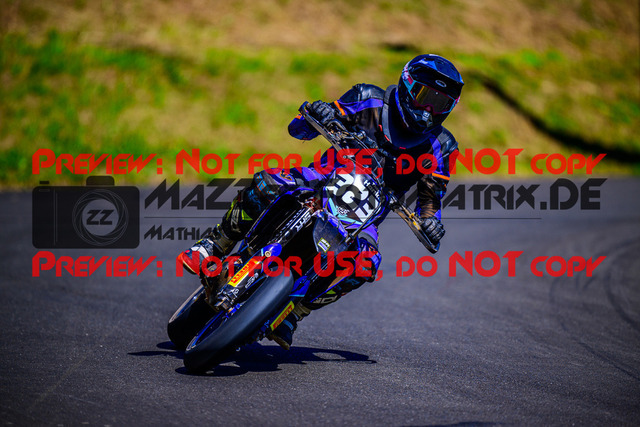 MaZZes_FotoMatrix_240816_6007705_9012 | UE40