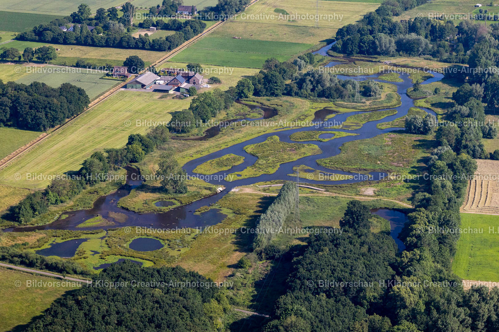 Luftbild Viersen-4941 | Luftbildfotografie Renaturierungsmaßnahmen mit Flutungen und Aushebungen an den Uferbereichen des Flusses "Niers" an der Mülhausener Straße in Viersen im Bundesland Nordrhein-Westfalen, Deutschland - Realisiert mit Pictrs.com
