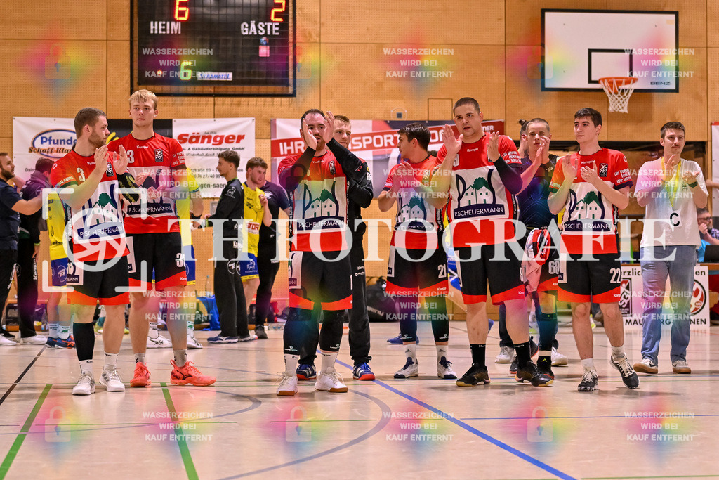 GER, SG Maulburg/Steinen - SG Allensbach/Dettingen, Handball, Landesliga Suedbaden, 2. Spieltag, Saison 2024/2025, 28.09.2024 | Marvin Grun (SG Maulburg/Steinen, #03), Jerrik Bartam (SG Maulburg/Steinen, #33), Andre Leuchtmann (SG Maulburg/Steinen, #13), Rubens Freuschle (SG Maulburg/Steinen, #01), Finn Nasdala (SG Maulburg/Steinen, #21), Tim Lindner (SG Maulburg/Steinen, #09), Ole Anton Holzkamp (SG Maulburg/Steinen, #69), Niklas Ahrens (SG Maulburg/Steinen, #22), Marco PosovszkyGER, SG Maulburg/Steinen - SG Allensbach/Dettingen, Handball, Landesliga Suedbaden, 2. Spieltag, Saison 2024/2025, 28.09.2024Foto: TH Fotografie/Thomas Hess