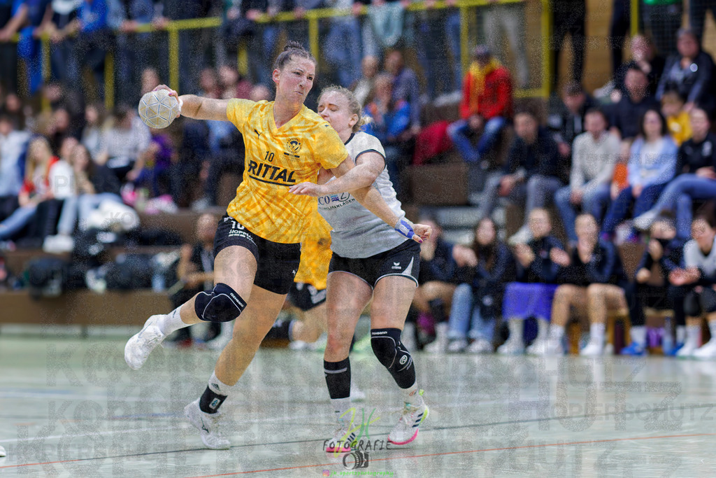 Frauen Oberliga Mitte (HHV); HSG Eibelshausen/Ewersbach - HSG Linden | Frauen Oberliga Mitte (HHV); HSG Eibelshausen/Ewersbach - HSG Linden am 15.11.2025 in Eibelshausen (Holderberghalle)Photo © 2025 - Jörg Heinrich - Realisiert mit Pictrs.com