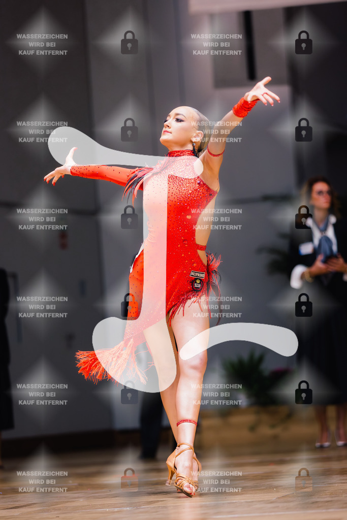 GOC 2025 - WDSF Solo Junior II Latin Female - 2025-08-21-8816 | Webshop for digital downloads and prints of dance sport, event & show photographer Julian Link - Realisiert mit Pictrs.com