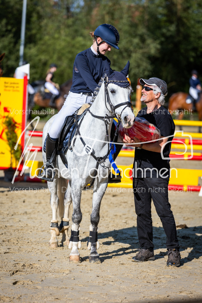 Donop24-ASpr-118 | MomenTaufnahmen Pferdesportfotos