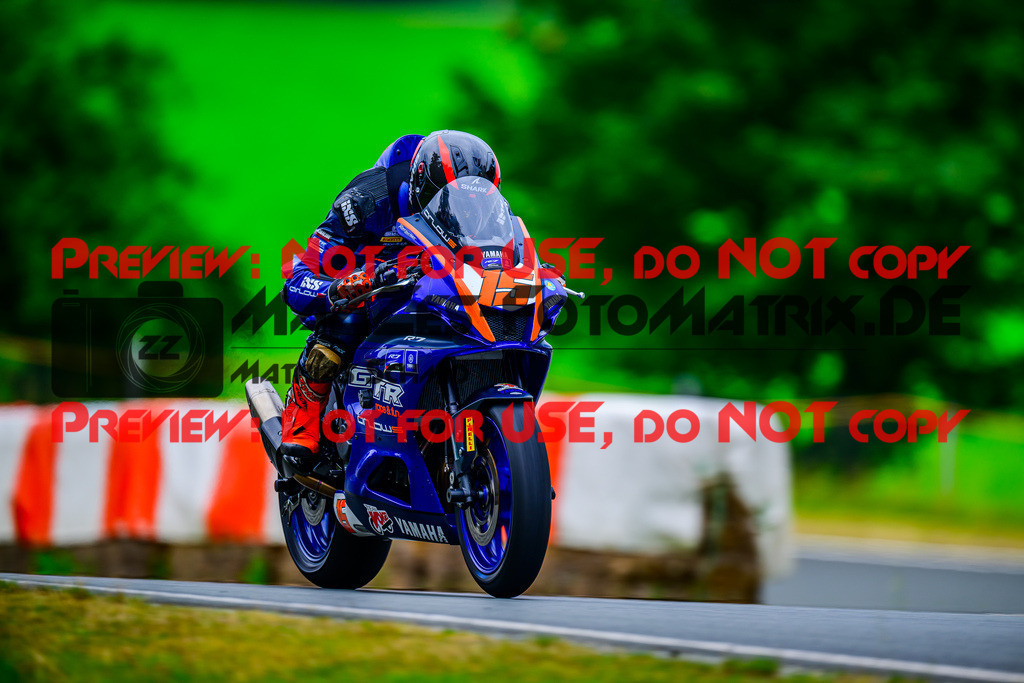 MaZZes_FotoMatrix_240726_6007705_1942 | R7