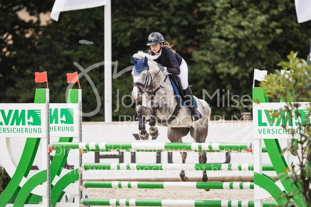 250711_BHO_A2-Spr-2-241 | Deine schönsten Turniermomente als professionelle Fotos! Entdecke hochwertige Pferdesport-Fotografie im Online-Shop. Jetzt Fotos finden & bestellen!
