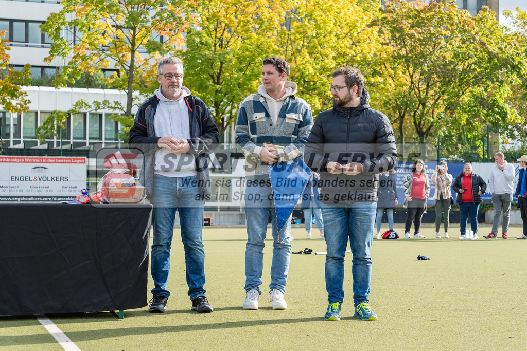 HK_20231022_106206 | Finale Deutsche Meisterschaft Feld WU16 Uhlenhorst Mülheim - Düsseldorfer HC am 22.10.2023 DHC, Düsseldorf ,