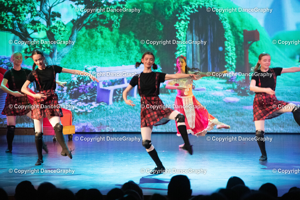 GPHY1963 | DanceGraphy - Realisiert mit Pictrs.com