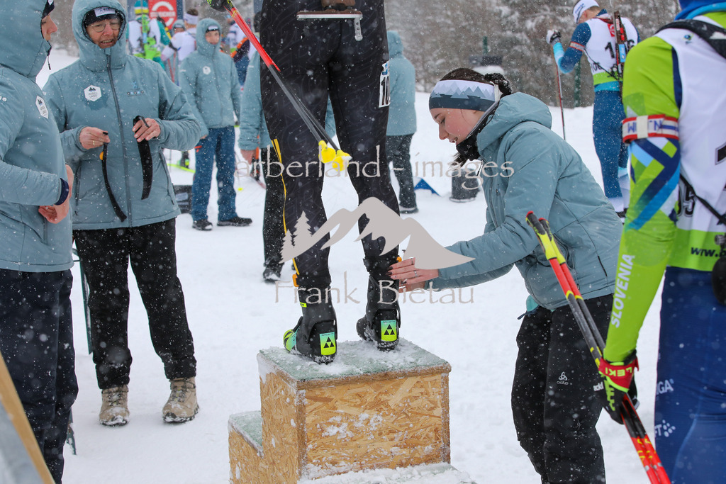 OE7A9723 | Transponder befestigen