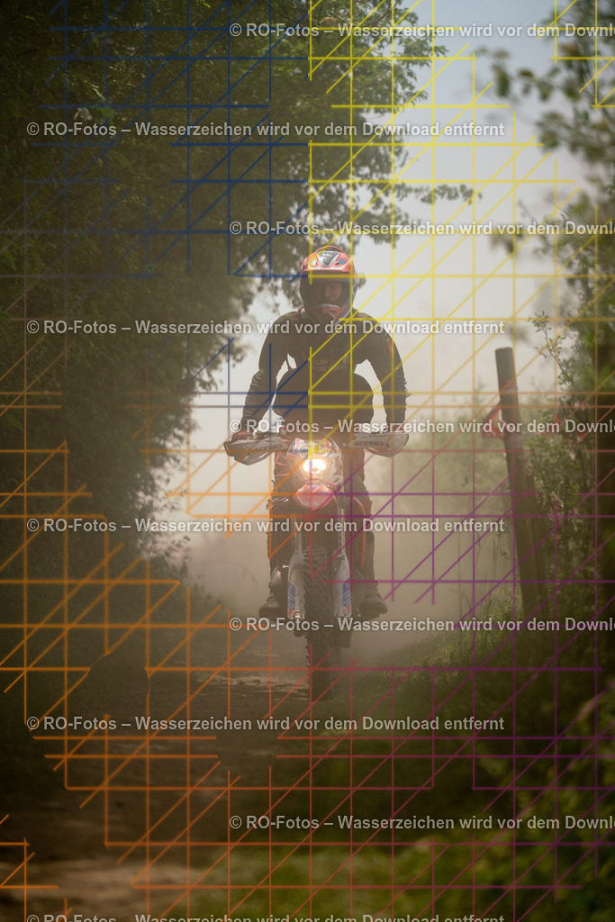 Niederwürzbach 2 Lauf-1205 | Sportfotografie von RO-Fotos: Motorsport, Motocross, Enduro, Laufveranstaltungen und Triathlon. Professionelle Fotos von Sportlern und Events. - Realisiert mit Pictrs.com