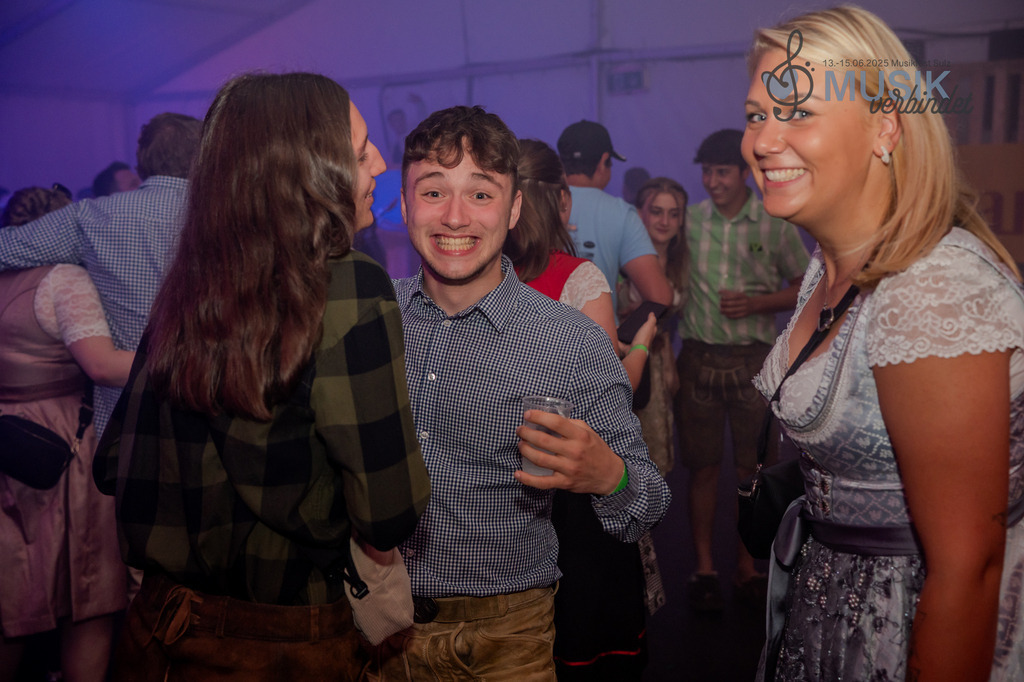 DSC_5448 | "Fussifoto.com – Ihr Ansprechpartner für hochwertige Fotografie! Entdecken Sie kreative Bilder und professionelle Dienstleistungen. Kontaktieren Sie uns für Ihre Projekte!"