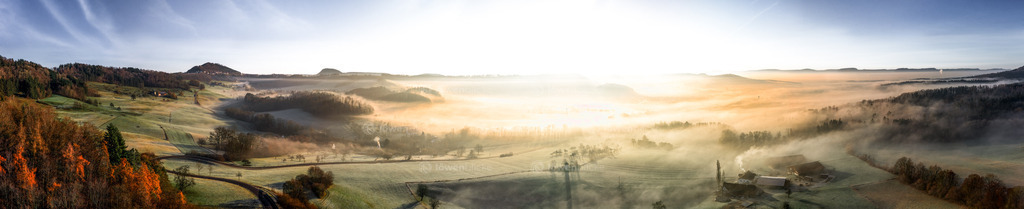 Sonnenaufgang hinter Ottenbach | löwenblicke | shop