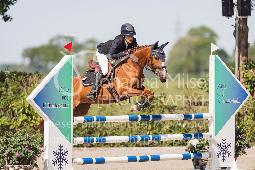 250621_Lemwerder_QualiBuChaPonys5j-113 | Deine schönsten Turniermomente als professionelle Fotos! Entdecke hochwertige Pferdesport-Fotografie im Online-Shop. Jetzt Fotos finden & bestellen!