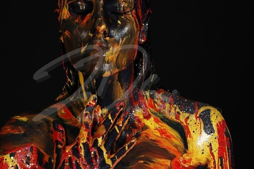 BodyArt-DARKBLUESPLASH_6729 | #026 | Modell: Sonia | Foto: Tschiponnique Skupin - Realisiert mit Pictrs.com