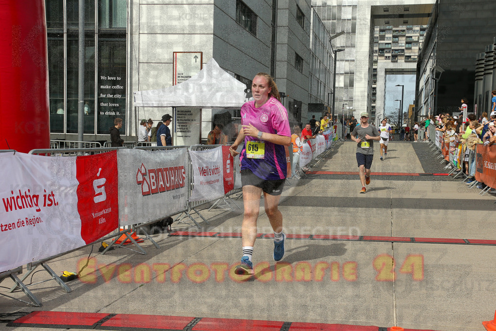 250920_1329_EX1_5000 | Sportfotografie im Rhein-Sieg Kreis, Köln, Bonn, NRW, Rheinland Pfalz, Hessen, etc. Unser Tätigkeitsfeld umfasst den Laufsport vom Volkslauf über den Marathon, Duathlon, Triathon bis zum Ultralauf wie Kölnpfad Ultra oder Schindertrail.