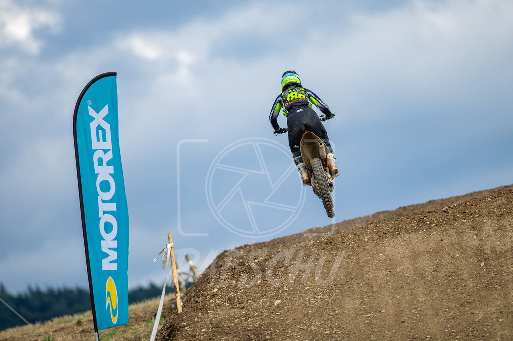 Lady (30) | Paeschuphoto Shop - Wer nicht sucht der auch nicht findet.Ob Motocrossbilder oder von einem besuchtem Spiel, Hauptsache Action. - Realisiert mit Pictrs.com